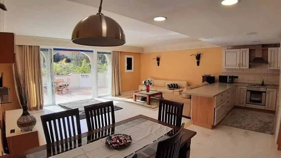 Two Bedroom Apartment In Puerto De La Cruz