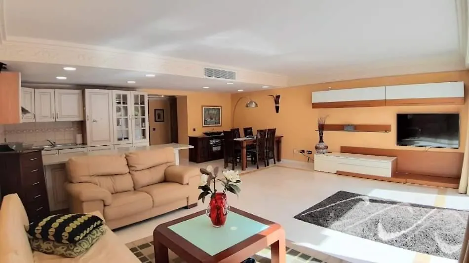 Two Bedroom Apartment In Puerto De La Cruz